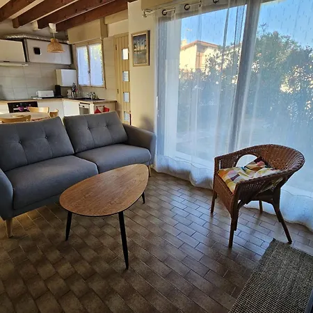 - Patio - - Famile *